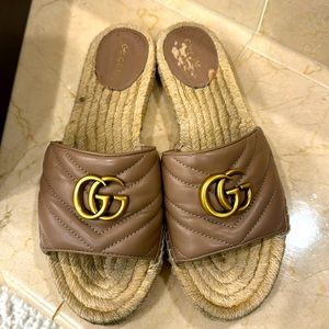 Gucci Napa Charlotte porcelain Rose leather sandals